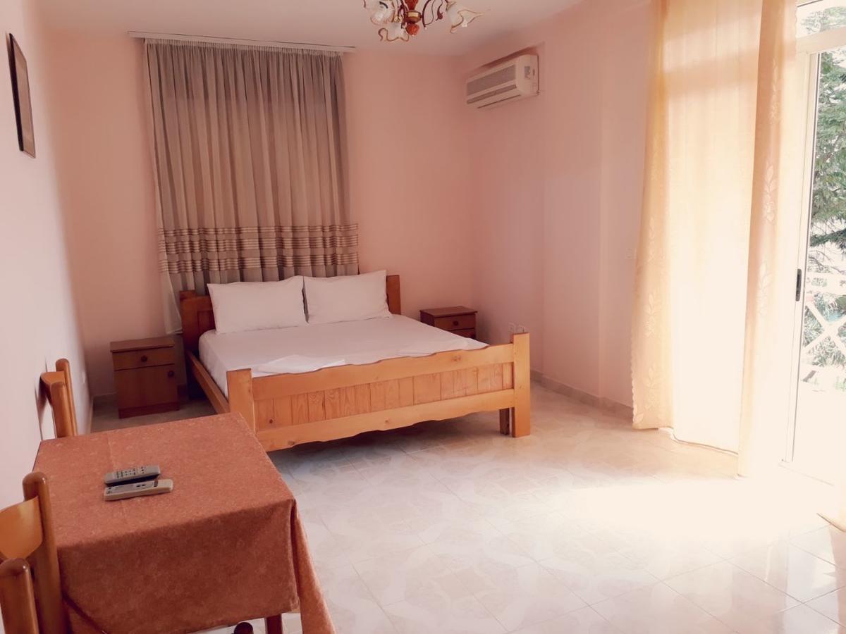 Hotel Blendi Durres Exterior photo